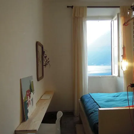 Charming House With The Private Dock I Feriehus