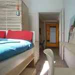 בית נופש Charming House With The Private Dock I *