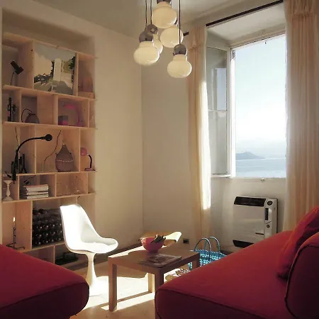 Charming House With The Private Dock I Vakantiehuis *